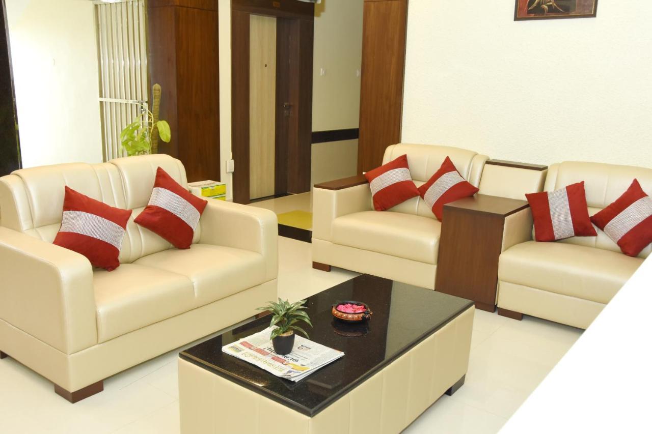 Sri Aswin Grand Hotel Namakkal Ngoại thất bức ảnh