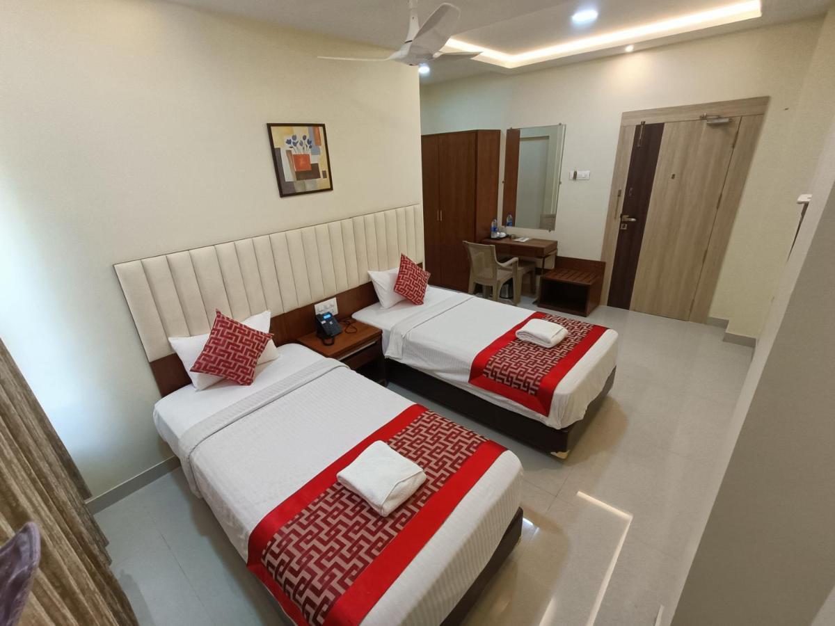 Sri Aswin Grand Hotel Namakkal Ngoại thất bức ảnh
