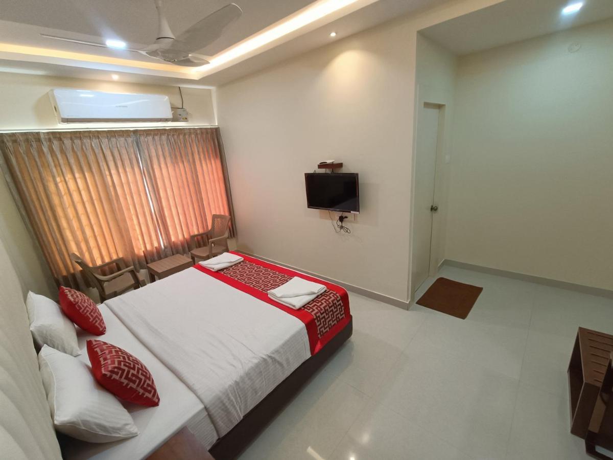 Sri Aswin Grand Hotel Namakkal Ngoại thất bức ảnh