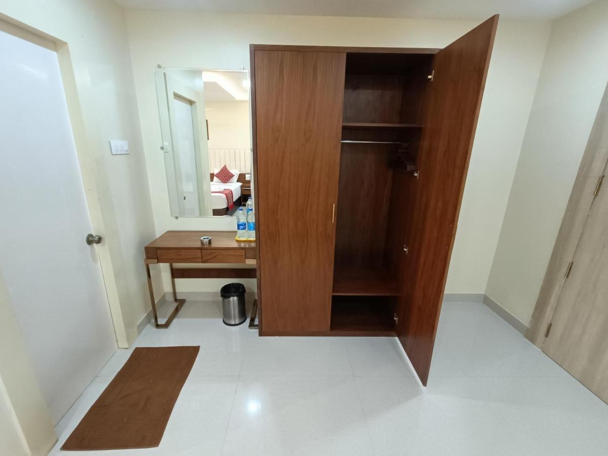 Sri Aswin Grand Hotel Namakkal Ngoại thất bức ảnh