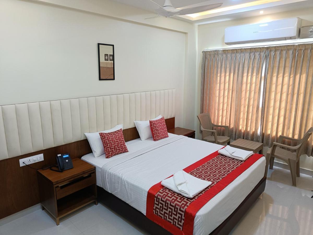 Sri Aswin Grand Hotel Namakkal Ngoại thất bức ảnh