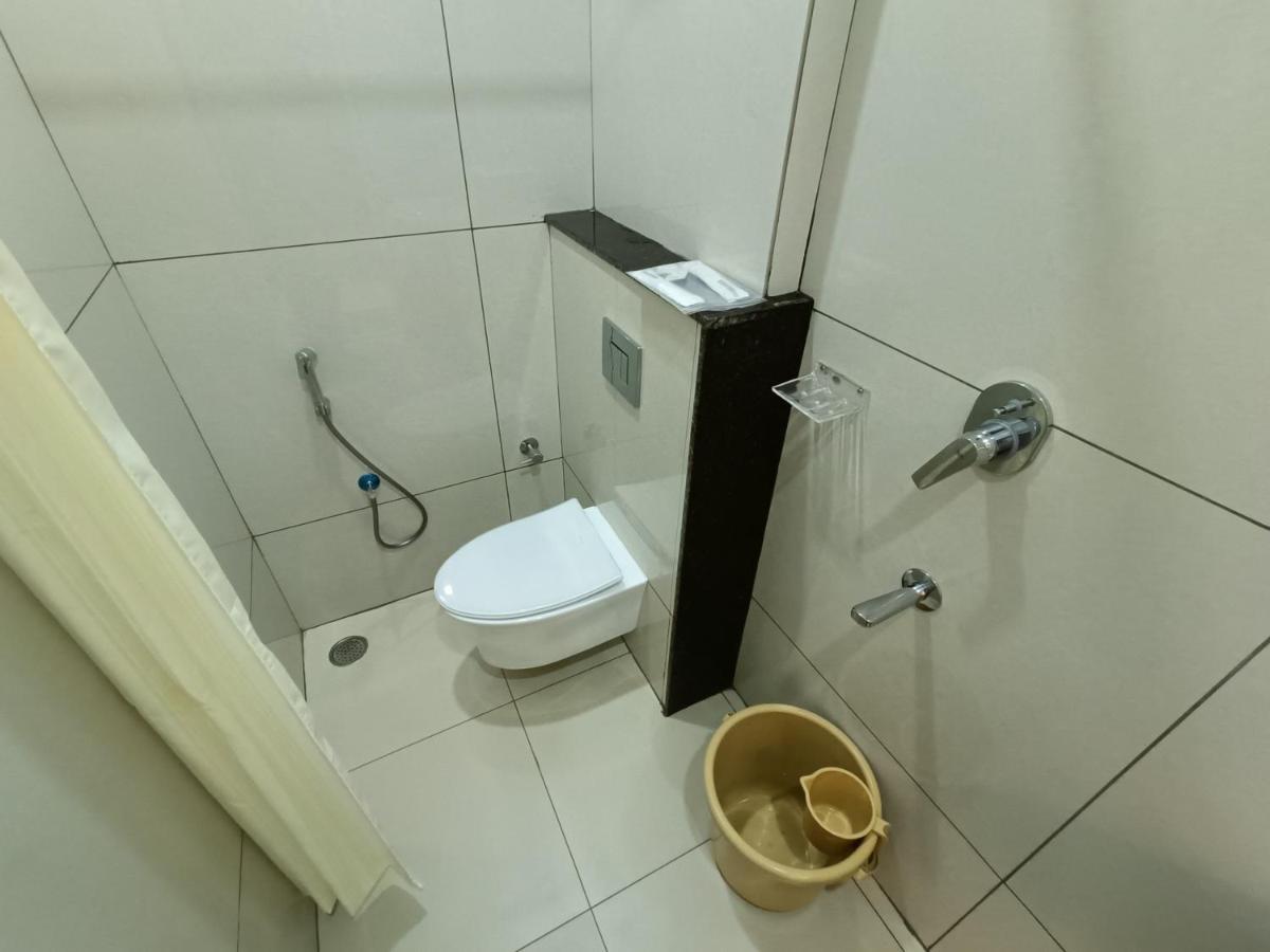 Sri Aswin Grand Hotel Namakkal Ngoại thất bức ảnh