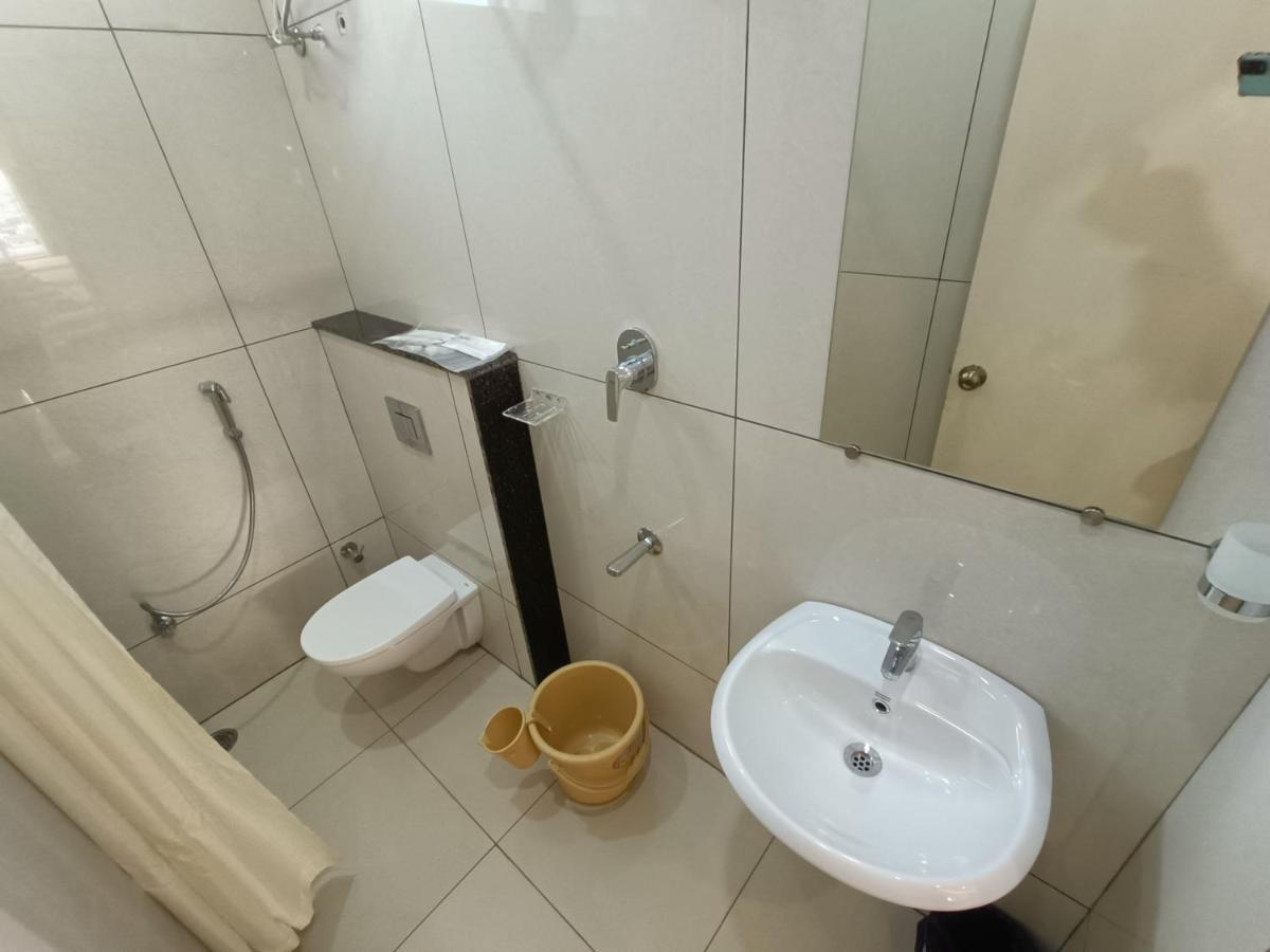 Sri Aswin Grand Hotel Namakkal Ngoại thất bức ảnh