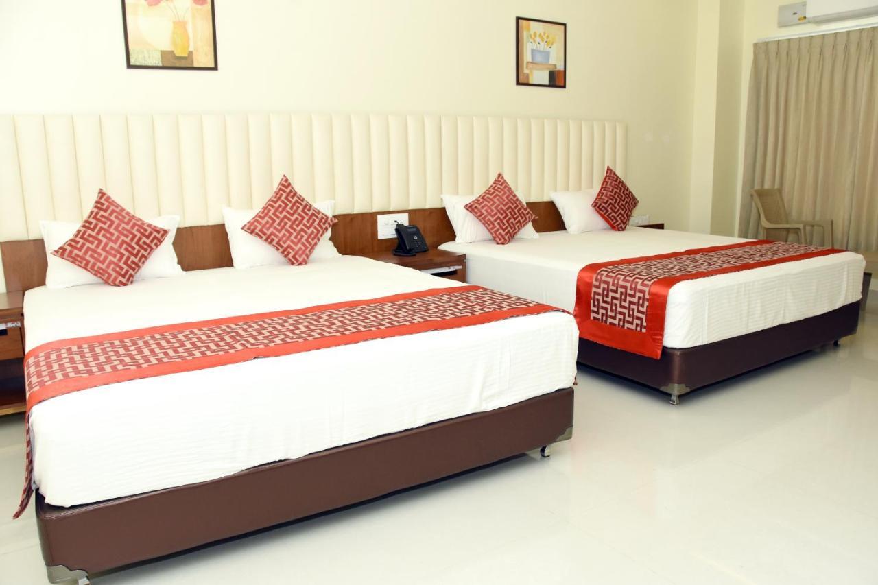 Sri Aswin Grand Hotel Namakkal Ngoại thất bức ảnh